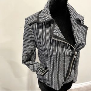 NWT VERONICA BEARD ASYMMETRICAL JACKET MUST HAVE!!